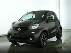 Braun Gebraucht 2018 Smart ForTwo Coupé Basis Coupé | 12.999 € (Etwas zu teuer)