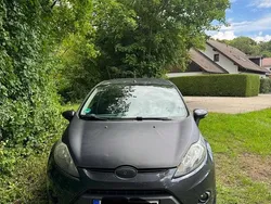 Schwarz Gebraucht 2009 Ford Fiesta Kleinwagen | 2.000 €