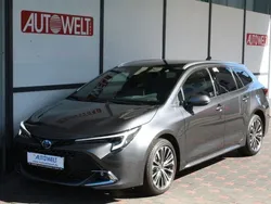 Grau Gebraucht 2023 Toyota Corolla Team Kombi | 29.990 € (Etwas zu teuer)
