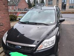Schwarz Gebraucht 2010 Ford Focus Kombi | 1.200 € (Superpreis)