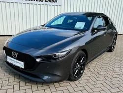 Grau Gebraucht 2023 Mazda 3 Exclusive-Line Limousine | 27.850 € (Etwas zu teuer)