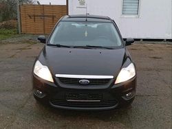 Schwarz Gebraucht 2010 Ford Focus Kombi | 990 € (Superpreis)