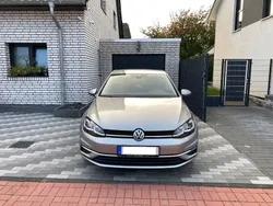 Silber Gebraucht 2017 VW Golf VII Sound Limousine | 14.000 € (Guter Preis)