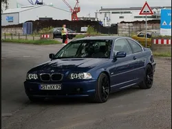 Blau Gebraucht 2000 BMW 320 Coupé | 7.500 €