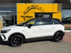 Weiß Gebraucht 2024 Opel Crossland Elegance SUV | 23.490 € (Fairer Preis)