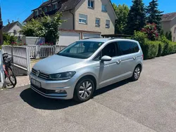Silber Gebraucht 2016 VW Touran Van / Kleinbus | 9.500 €