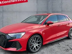 Rot Gebraucht 2025 Audi RS3 Sportback Advanced Kleinwagen | 68.490 € (Superpreis)