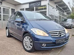 Blau Gebraucht 2012 Mercedes A180 Elegance Limousine | 4.999 € (Guter Preis)