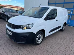 Weiß Gebraucht 2022 Peugeot Partner Premium Van / Kleinbus | 11.600 € (Superpreis)