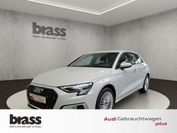 Gletscherweiß metallic Gebraucht 2024 Audi A3 Sportback Advanced Kleinwagen | 29.400 € (Etwas zu teuer)