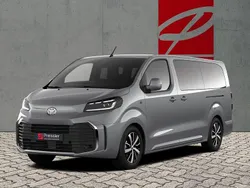 Silber Neu 2024 Toyota Proace Verso Lounge Kombi | 55.203 € (Teuer)