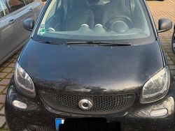 Schwarz Gebraucht 2016 Smart ForTwo Coupé Kleinwagen | 8.250 €