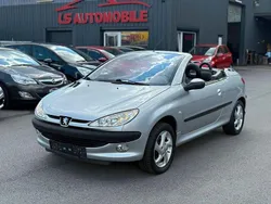 Grau Gebraucht 2002 Peugeot 206 CC Platinum Cabrio | 1.450 € (Fairer Preis)