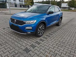 Blau Gebraucht 2021 VW T-Roc Active SUV | 20.900 € (Superpreis)