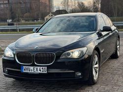 Schwarz Gebraucht 2012 BMW 740 Limousine | 12.499 € (Guter Preis)
