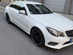 Weiß Gebraucht 2014 Mercedes E200 Coupé | 14.999 € (Guter Preis)