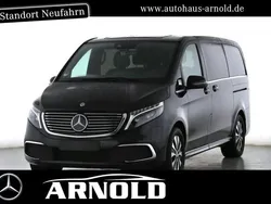 Obsidianschwarz Gebraucht 2023 Mercedes EQV300 Avantgarde Van / Kleinbus | 48.800 € (Guter Preis)