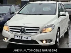 Weiß Gebraucht 2013 Mercedes B180 Van / Kleinbus | 6.999 € (Fairer Preis)