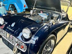 Blau Gebraucht 1957 Triumph TR3 Cabrio | 34.976 €