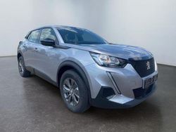 Grau artense metallic Gebraucht 2023 Peugeot 2008 Active SUV | 21.899 € (Fairer Preis)