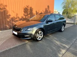 Grau Gebraucht 2018 Skoda Octavia Clever Kombi | 15.700 € (Guter Preis)