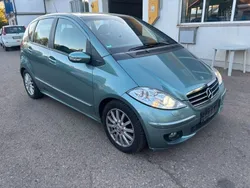 Mercedes A200