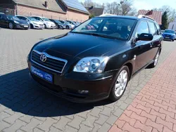 Schwarz Gebraucht 2006 Toyota Avensis Executive Kombi | 4.980 € (Teuer)