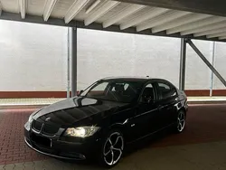 Schwarz Gebraucht 2006 BMW 318 Limousine | 6.790 €