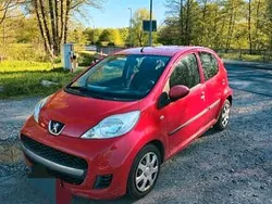 Rot Gebraucht 2009 Peugeot 107 Kleinwagen | 1.300 € (Guter Preis)