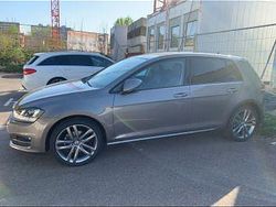 Grau Gebraucht 2015 VW Golf Limousine | 11.800 € (Fairer Preis)