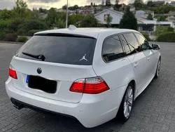 Weiß Gebraucht 2010 BMW 530 M Sport Kombi | 8.100 €