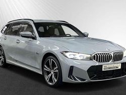 Grau Gebraucht 2022 BMW 330e M Sport Kombi | 36.999 € (Fairer Preis)