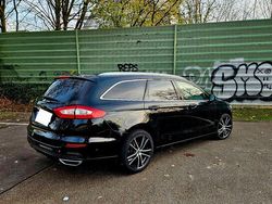 Schwarz Gebraucht 2016 Ford Mondeo Titanium Limousine | 14.490 € (Fairer Preis)