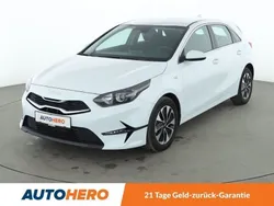 Weiß Gebraucht 2024 Kia Ceed Limousine | 21.750 € (Superpreis)