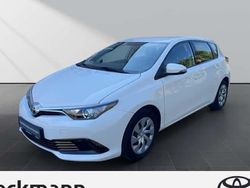 Weiß Gebraucht 2018 Toyota Auris Touring Sports Cool Kombi | 12.990 € (Fairer Preis)