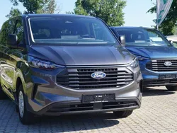 Grau Gebraucht 2025 Ford Transit Custom Van / Kleinbus | 39.970 € (Teuer)