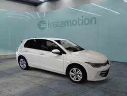 Weiß Gebraucht 2024 VW Golf VIII R Limousine | 25.270 € (Guter Preis)