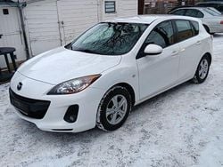 Weiß Gebraucht 2012 Mazda 3 Edition Limousine | 5.500 € (Guter Preis)