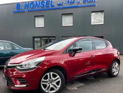 Rot Gebraucht 2019 Renault Clio IV Collection Limousine | 9.990 € (Fairer Preis)
