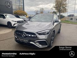 Grau Gebraucht 2025 Mercedes GLA200 AMG SUV | 41.450 € (Fairer Preis)