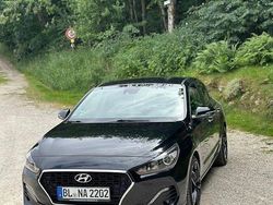 Schwarz Gebraucht 2018 Hyundai i30 Trend Limousine | 14.290 € (Etwas zu teuer)