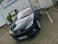 Schwarz Gebraucht 2004 Peugeot 206 CC Platinum Cabrio | 1.350 € (Superpreis)