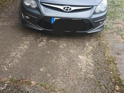 Grau Gebraucht 2010 Hyundai i30 Kleinwagen | 3.300 €