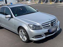 Silber Gebraucht 2011 Mercedes C300 Limousine | 9.999 € (Fairer Preis)