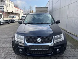 Schwarz Gebraucht 2011 Suzuki Grand Vitara SUV | 6.999 € (Teuer)