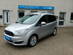 Silber Gebraucht 2016 Ford Tourneo Courier Titanium Van / Kleinbus | 7.990 € (Fairer Preis)