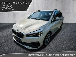 Weiß Gebraucht 2019 BMW 220 Active Tourer Van / Kleinbus | 19.480 € (Fairer Preis)