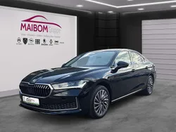 Ebony schwarz metallic Gebraucht 2024 Skoda Superb LAURIN & KLEMENT Limousine | 39.990 €