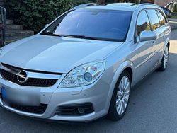Silber Gebraucht 2005 Opel Vectra Cosmo Kombi | 3.500 € (Teuer)