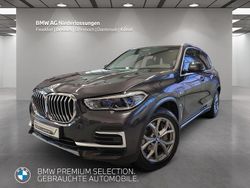 Grau Gebraucht 2022 BMW X5 SUV | 61.890 € (Fairer Preis)